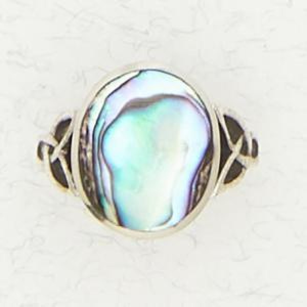 Celtic Knot with Accent Inlay