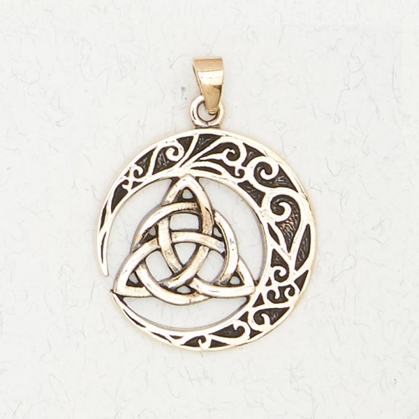 Trinity Knot in Celtic Moon